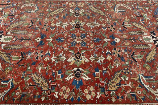 Central medallion detail of 1930s Heriz rug from Iran / Persia