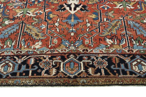 Full view of 1930s Heriz rug from Iran / Persia, 340 × 234 cm in Red tones
