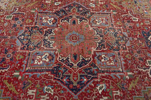 Central medallion detail of 1930s Heriz rug from Iran / Persia