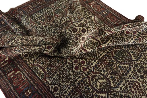 Corner detail of 1950s Joshagan rug showing border pattern and Wool pile
