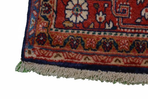 Surface texture of 2000s Jozan rug with natural Wool and intricate pattern