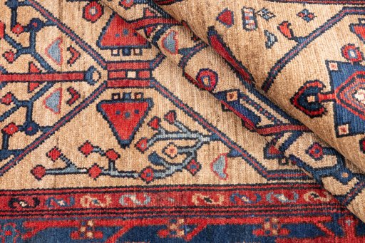 Corner detail of 1973s Koliai rug showing border pattern and Wool pile