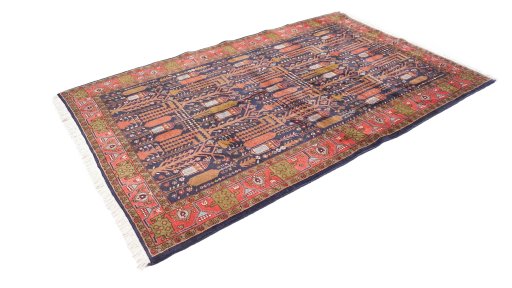 Corner detail of 1990s Kurdi rug showing border pattern and Wool pile