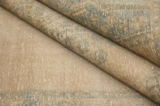 Full view of 1920s Kurdi rug from Iran / Persia, 250 × 174 cm in Brown tones