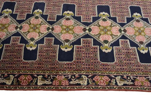 Close-up detail of New Kurdi rug from Iran / Persia showing Wool weave