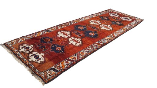 Corner detail of 1990s Kurdi rug showing border pattern and Wool pile