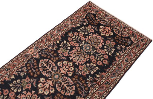 Close-up detail of 1950s Lilian rug from Iran / Persia showing Wool weave