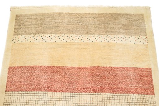 Surface texture of New Lori rug with natural Wool and intricate pattern