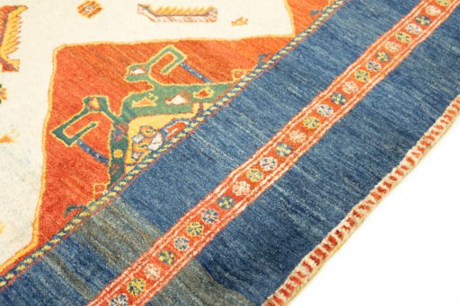 Central medallion detail of New Lori rug from Iran / Persia