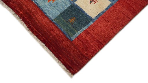Surface texture of New Lori rug with natural Wool and intricate pattern