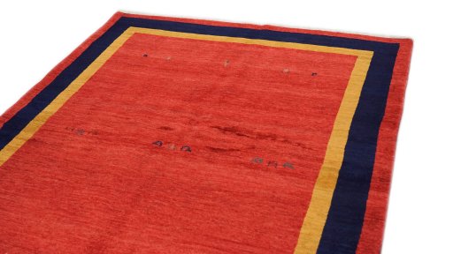 Surface texture of New Lori rug with natural Wool and intricate pattern