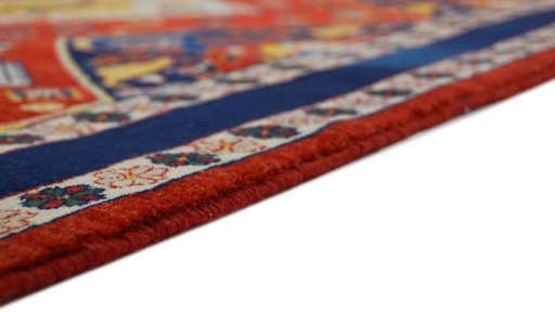 Central medallion detail of New Lori rug from Iran / Persia