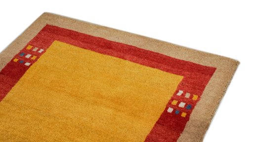 Surface texture of New Lori rug with natural Wool and intricate pattern