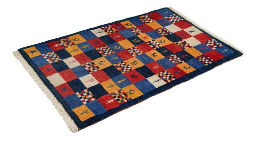 Corner detail of New Lori rug showing border pattern and Wool pile