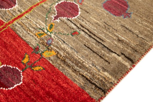Central medallion detail of New Lori rug from Iran / Persia