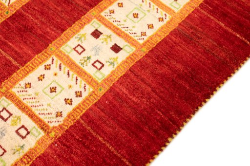 Central medallion detail of New Lori rug from Iran / Persia
