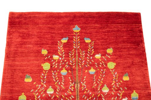 Surface texture of New Lori rug with natural Wool and intricate pattern