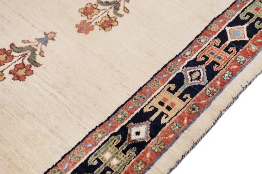 Central medallion detail of New Lori rug from Iran / Persia