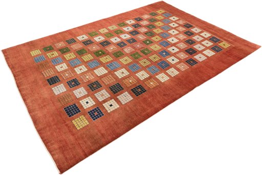 Corner detail of New Lori rug showing border pattern and Wool pile