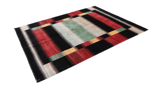 Corner detail of New Lori rug showing border pattern and Wool pile