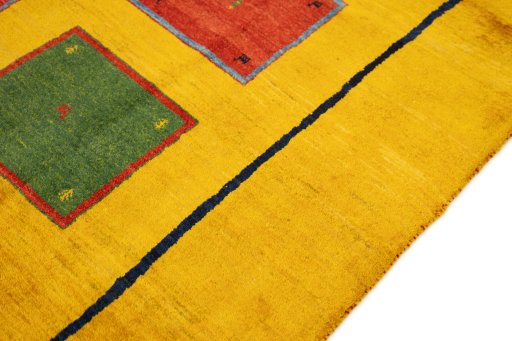 Central medallion detail of New Lori rug from Iran / Persia