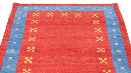 Surface texture of New Lori rug with natural Wool and intricate pattern