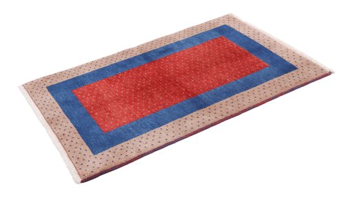 Corner detail of New Lori rug showing border pattern and Wool pile