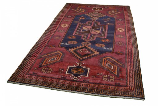 Central medallion detail of 2000s Lori rug from Iran / Persia