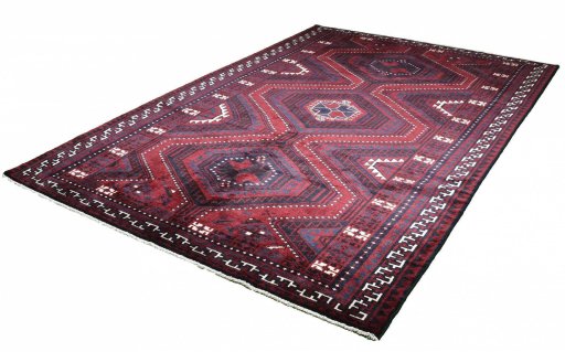 Close-up detail of 2000s Lori rug from Iran / Persia showing Wool weave