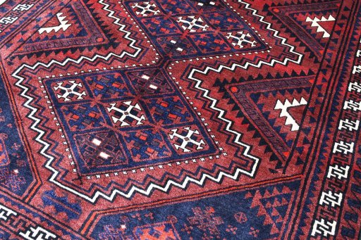 Central medallion detail of 2000s Lori rug from Iran / Persia