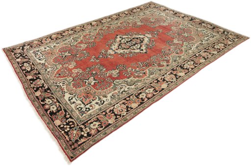 Close-up detail of 1920s Mahal rug from Iran / Persia showing Wool weave