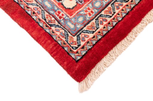 Backside of handmade 1975s Mahal rug showing knot structure and weave density