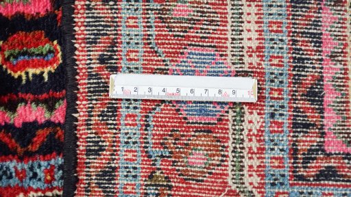 Full view of 1920s Malayer rug from Iran / Persia, 518 × 107 cm in Dark blue tones