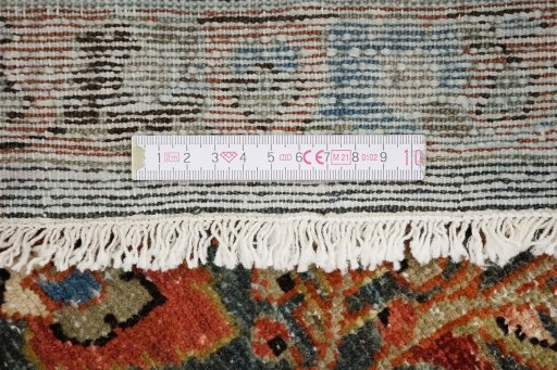 Close-up detail of 1920s Malayer rug from Iran / Persia showing Wool weave