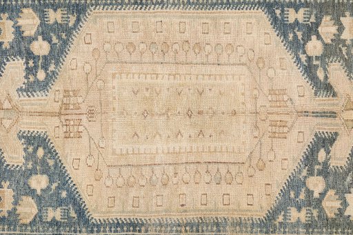 Central medallion detail of 1920s Malayer rug from Iran / Persia