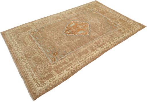 Corner detail of New Malayer rug showing border pattern and Wool pile