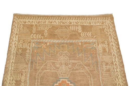 Surface texture of New Malayer rug with natural Wool and intricate pattern