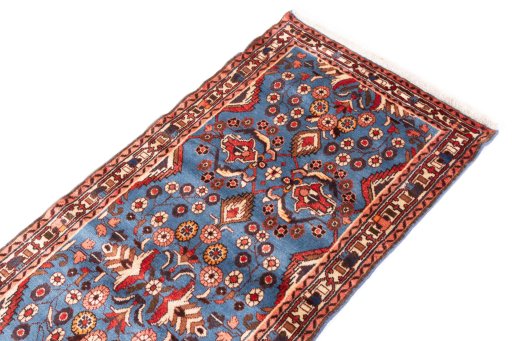 Surface texture of 1999s Malayer rug with natural Wool and intricate pattern
