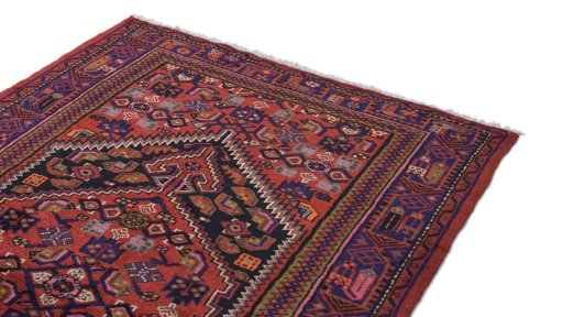 Surface texture of New Malayer rug with natural Wool and intricate pattern