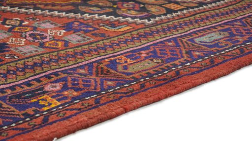 Central medallion detail of New Malayer rug from Iran / Persia