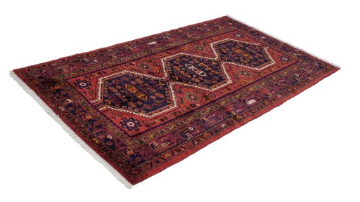 Corner detail of New Malayer rug showing border pattern and Wool pile