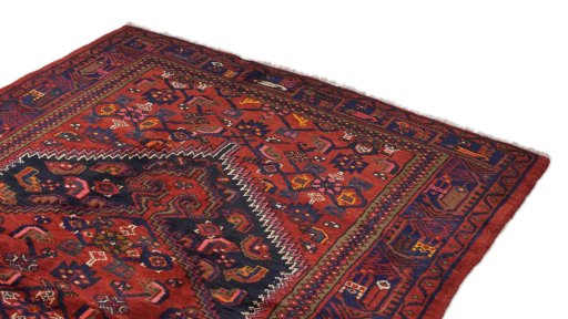 Surface texture of New Malayer rug with natural Wool and intricate pattern