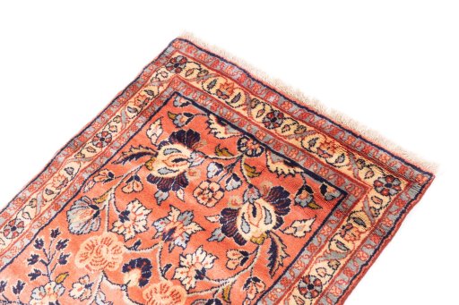 Surface texture of 1949s Mehraban rug with natural Wool and intricate pattern