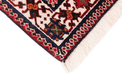 Central medallion detail of 1977s Meymeh rug from Iran / Persia