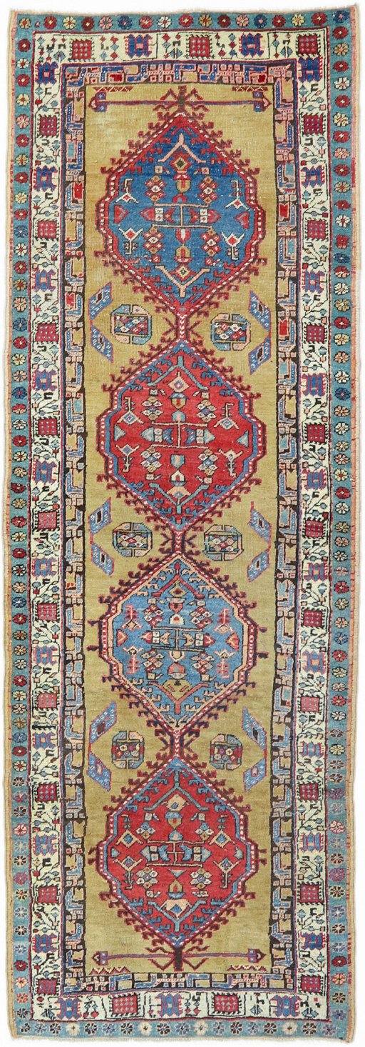 Full view of 1900s Sarab rug from Iran / Persia, 314 × 108 cm in Yellow tones