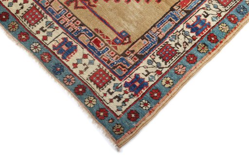 Corner detail of 1900s Sarab rug showing border pattern and Wool pile