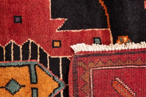 Close-up detail of 2000s Sarab rug from Iran / Persia showing Wool weave
