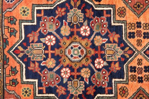 Full view of 1999s Sarab rug from Iran / Persia, 135 × 85 cm in Multi Color tones