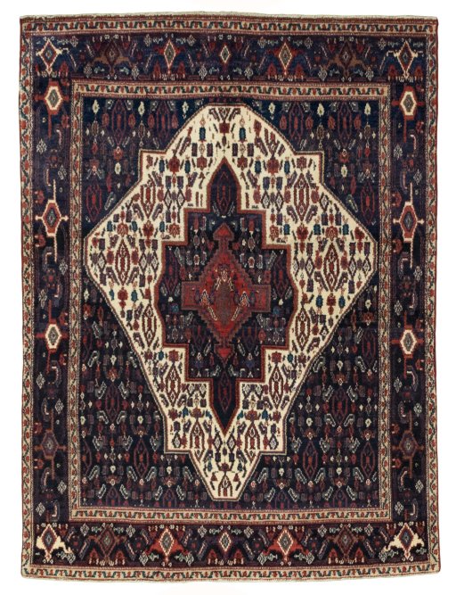 Full view of 1970s Senneh rug from Iran / Persia, 165 × 121 cm in Beige tones