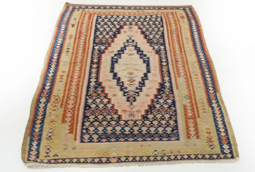 Central medallion detail of 1920s Senneh rug from Iran / Persia